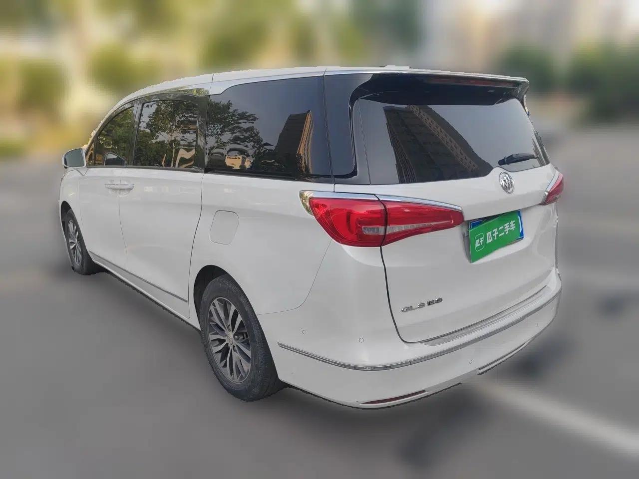 Buick GL8 2017 ES 28T Flagship Model China V Standard — миниатюра 4