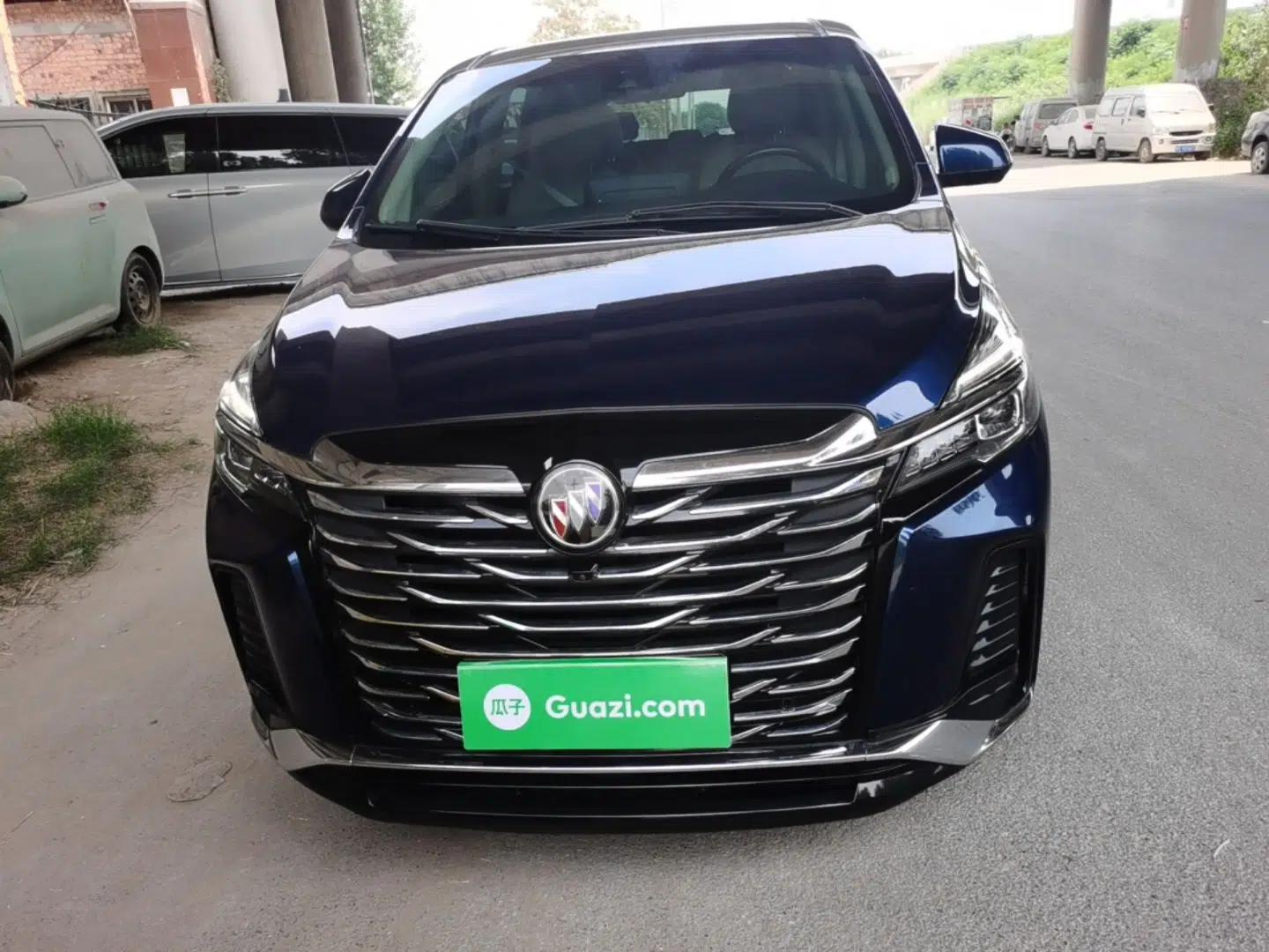 Buick GL8 2023 Land Business Class Smart Deluxe Model — миниатюра 2