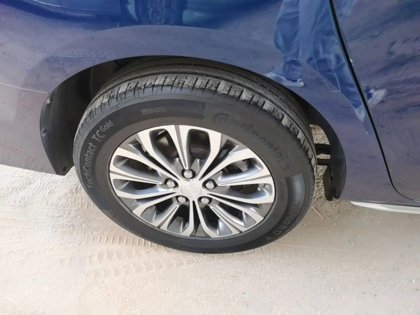 Buick GL8 2023 Land Business Class Smart Deluxe Model — миниатюра 11