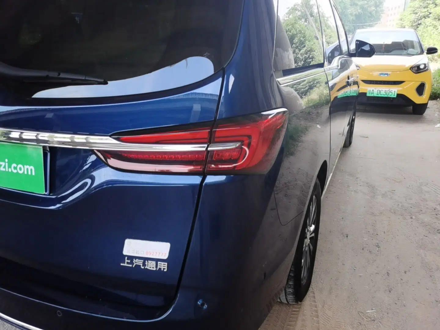 Buick GL8 2023 Land Business Class Smart Deluxe Model — миниатюра 9