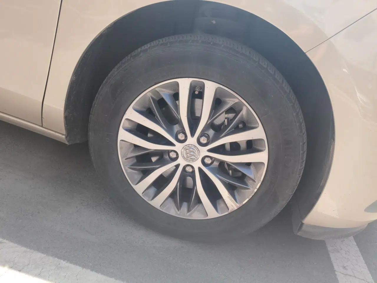 Buick GL8 2017 ES 28T Luxury Model China V Standard — миниатюра 8