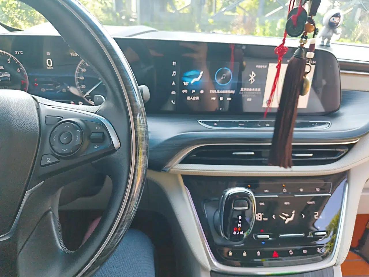 Buick GL8 2020 ES Land Cruiser 653T Comfort Edition — миниатюра 9