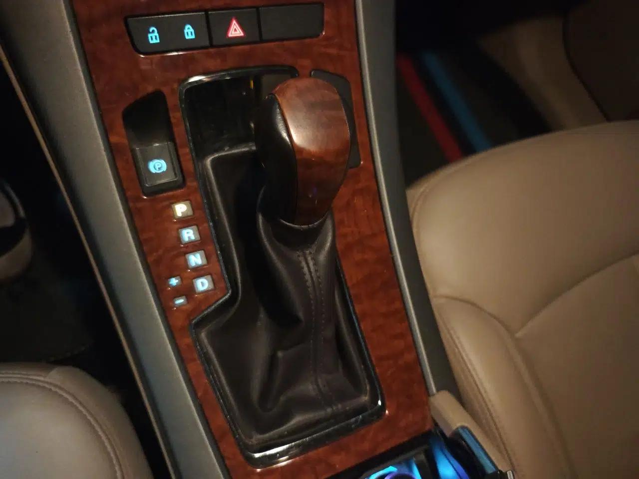 Buick LaCrosse 2012 2.4L SIDI Elegant Edition — миниатюра 14