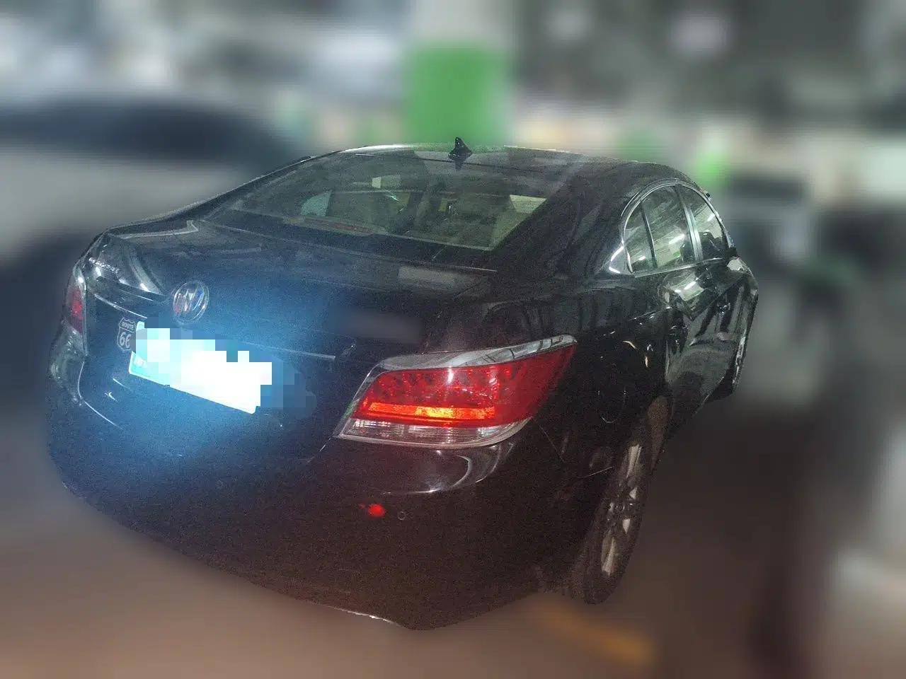 Buick LaCrosse 2011 2.4L SIDI Haoya Edition — миниатюра 6