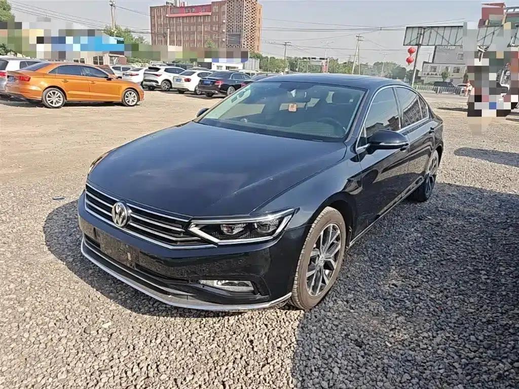 2020 Volkswagen Passat 280TSI DSG Leading Edition — миниатюра 1
