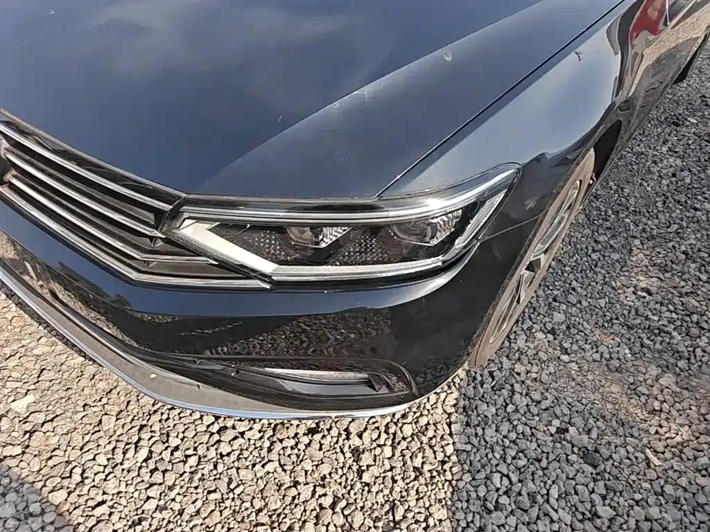 2020 Volkswagen Passat 280TSI DSG Leading Edition — миниатюра 23