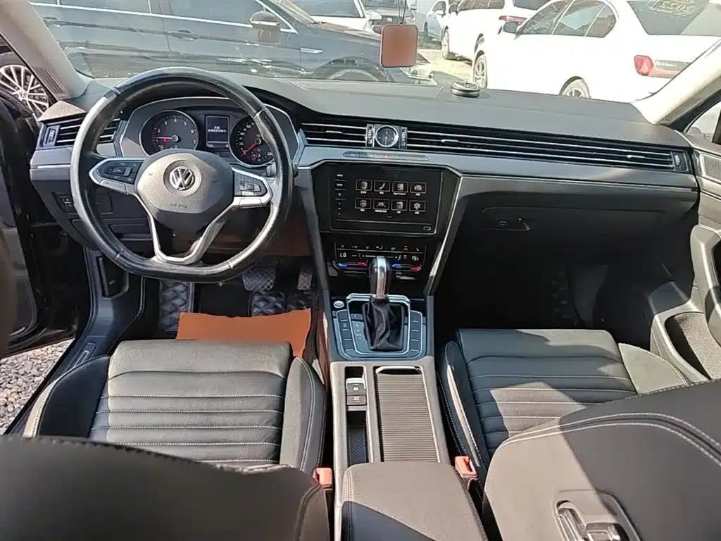 2020 Volkswagen Passat 280TSI DSG Leading Edition — миниатюра 10