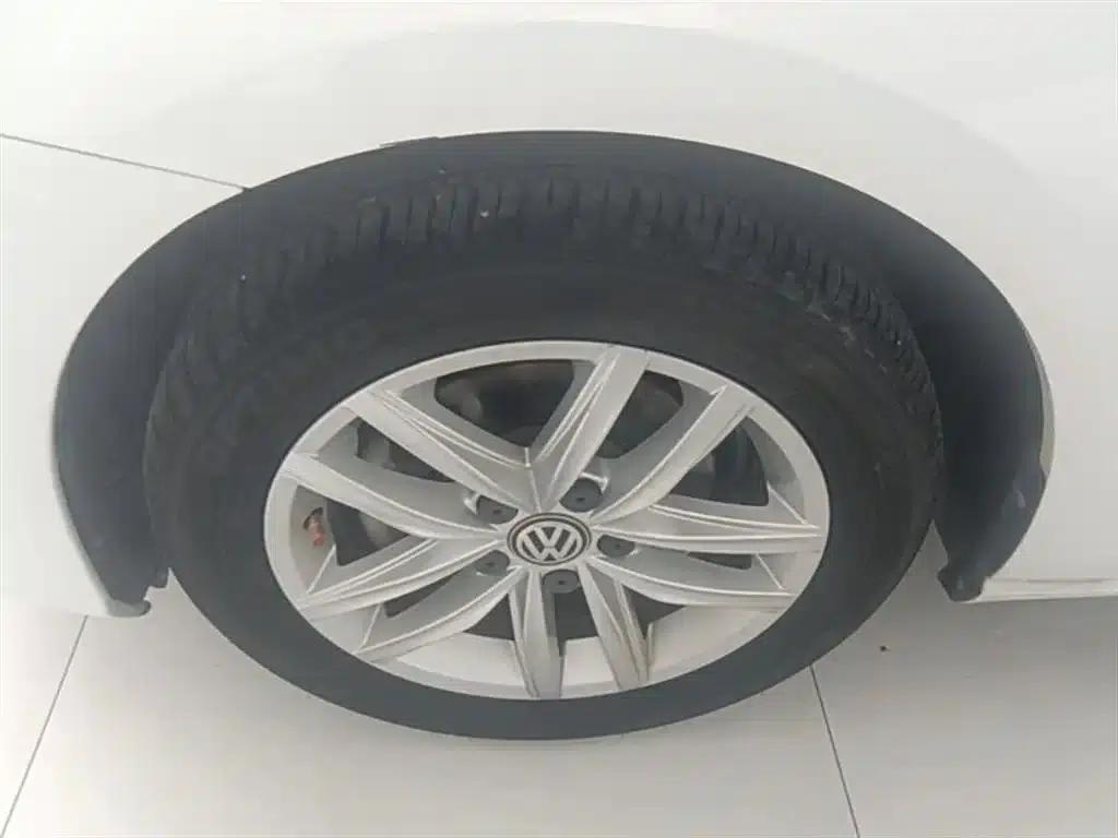 2018 Golf 230TSI Automatic Comfort — миниатюра 23