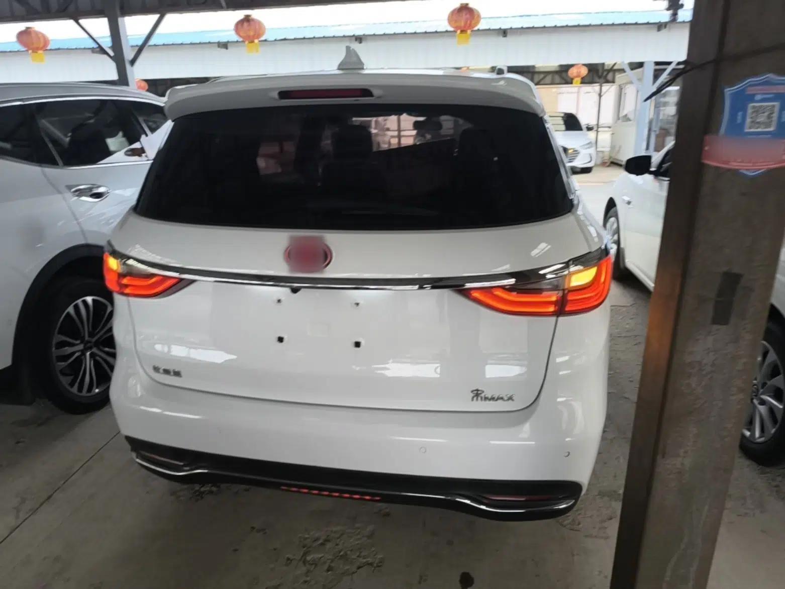 BYD Song MAX 2017 1.5T Automatic Smart Connect Elite 7-Seater — миниатюра 5