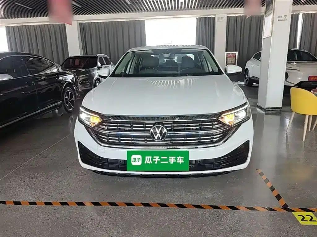 2023 Volkswagen Sagitar 300TSI DSG Super Edition — миниатюра 3