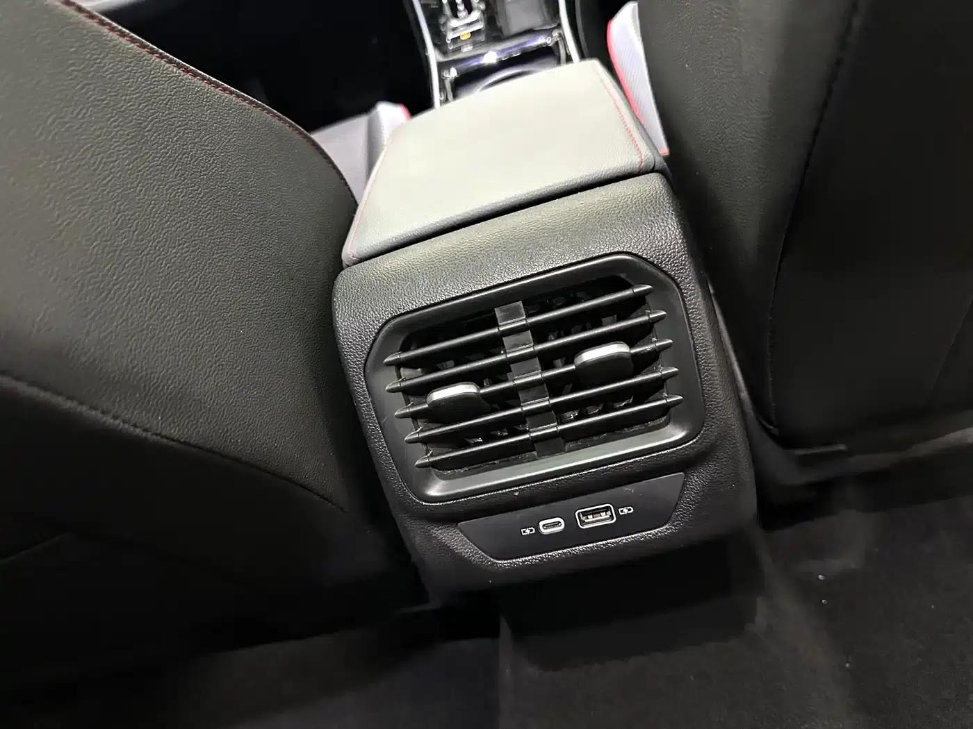 Lamando 2023 Lamando L 280TSI DSG Super Hot Flagship Edition — миниатюра 11