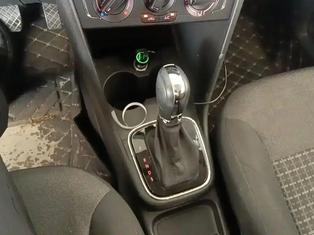 2018 Polo 1.5L Automatic Comfort Edition — миниатюра 14