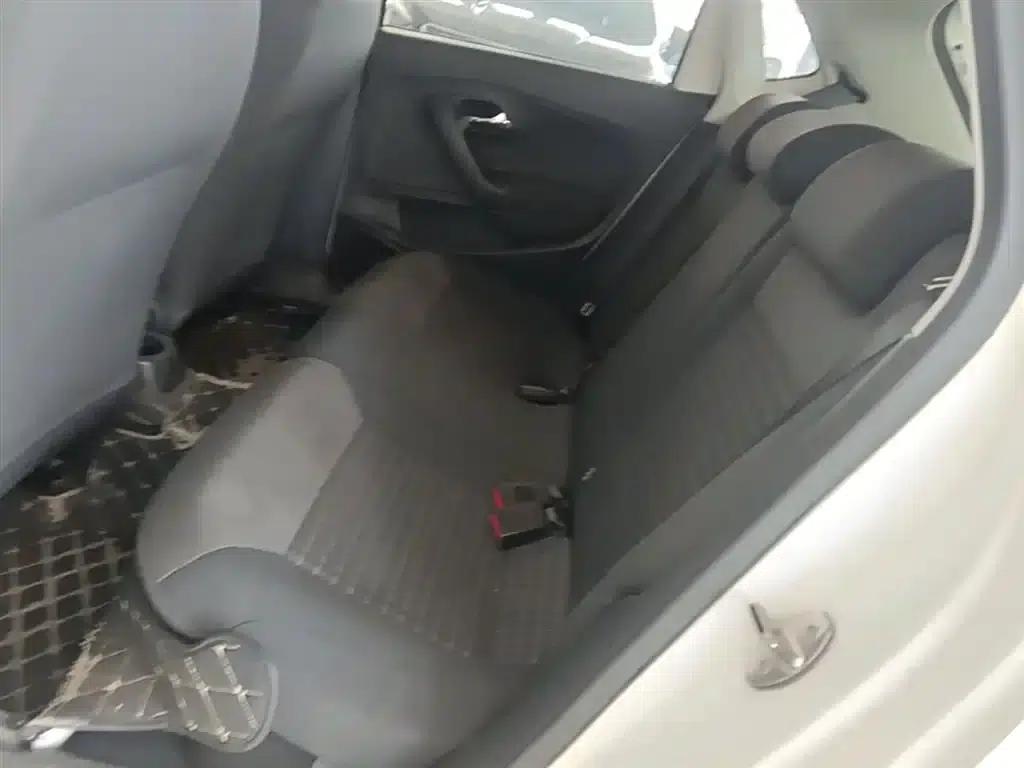 2018 Polo 1.5L Automatic Comfort Edition — миниатюра 17
