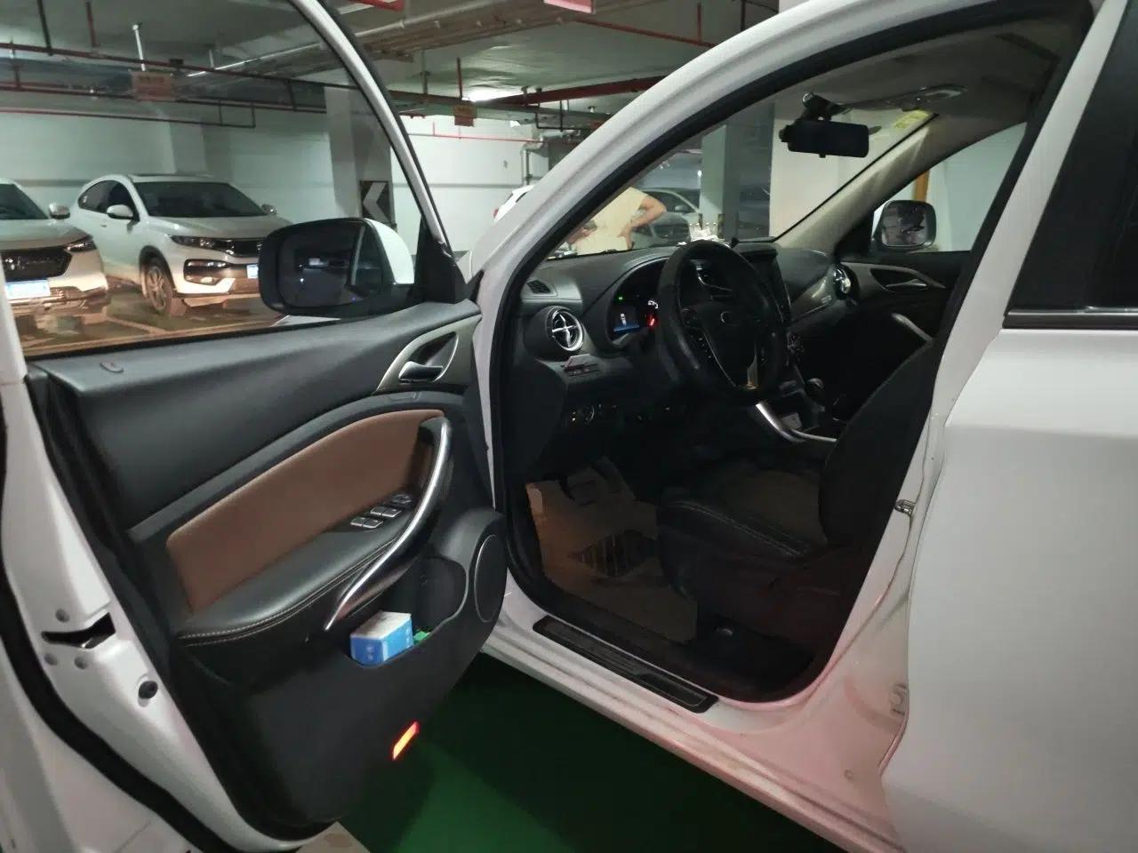 BYD Song 2016 Gaishi Edition 1.5TID Automatic Luxury Model — миниатюра 16