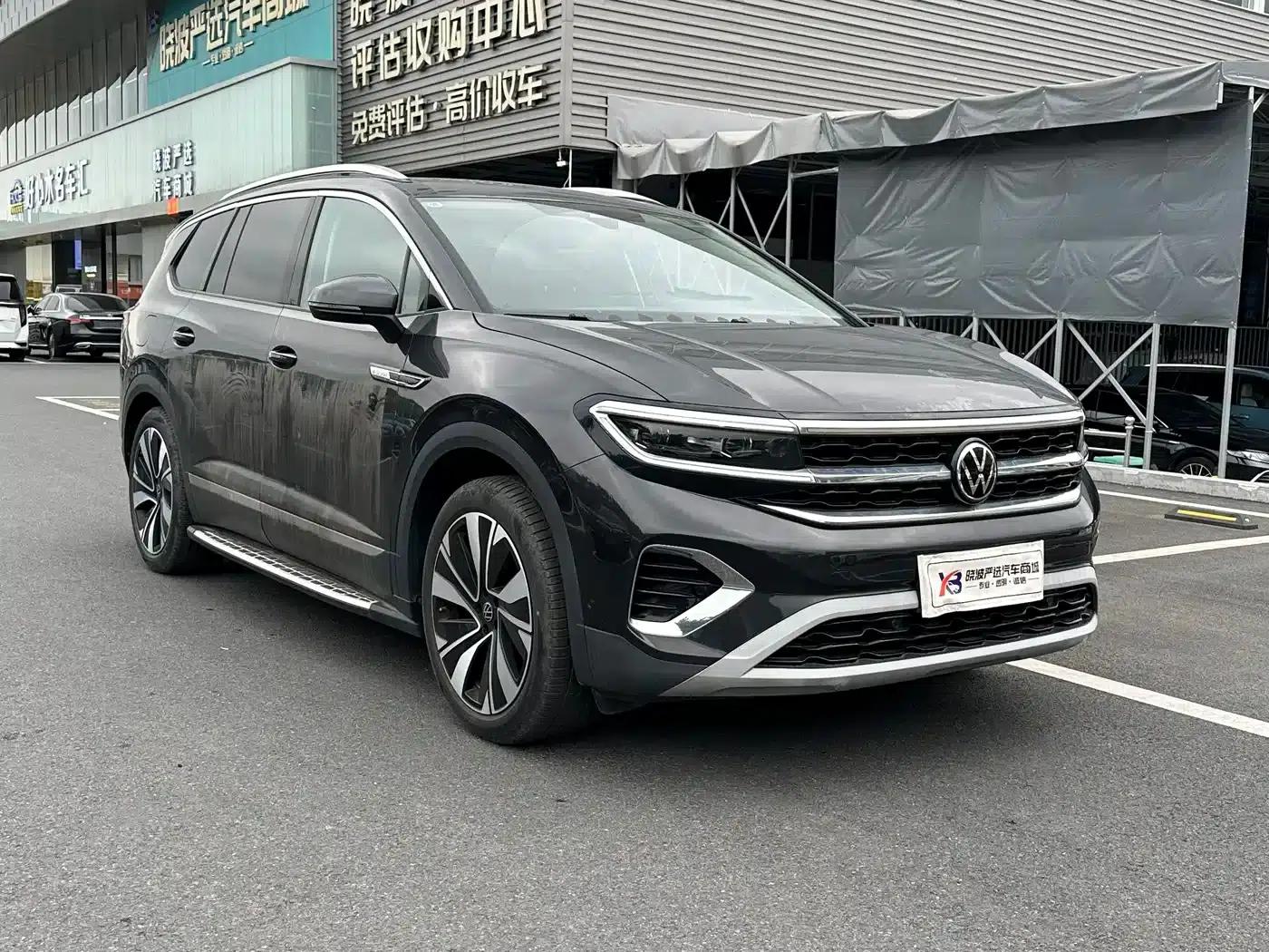 2022 Range Rover 380TSI 4WD Flagship Edition (6-seater) — миниатюра 3