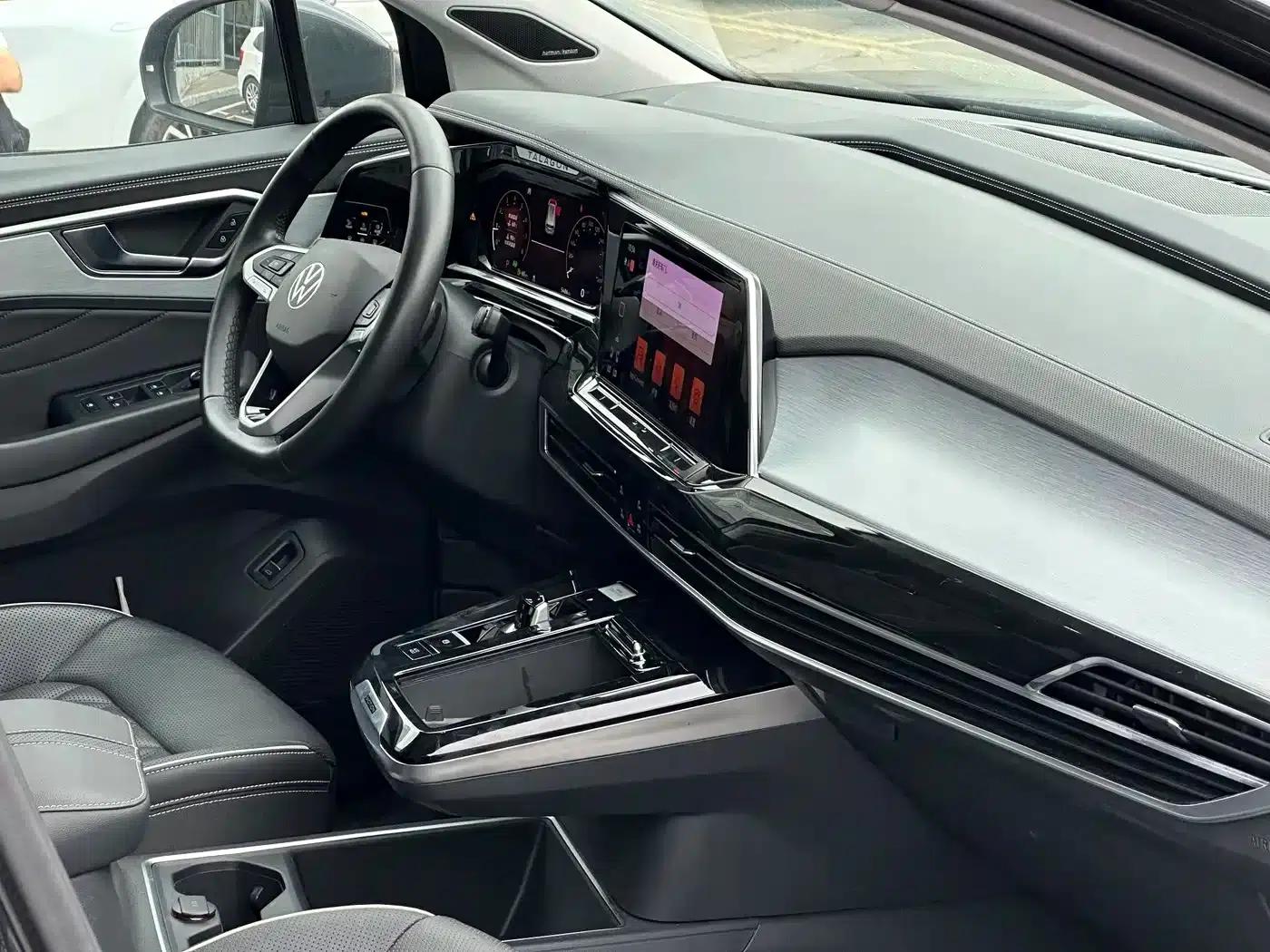 2022 Range Rover 380TSI 4WD Flagship Edition (6-seater) — миниатюра 10