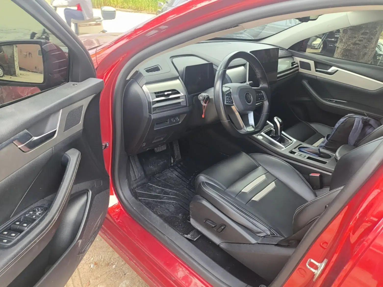 BYD Qin Pro 2018 1.5TI Automatic Smart Connect Luxury Edition — миниатюра 18