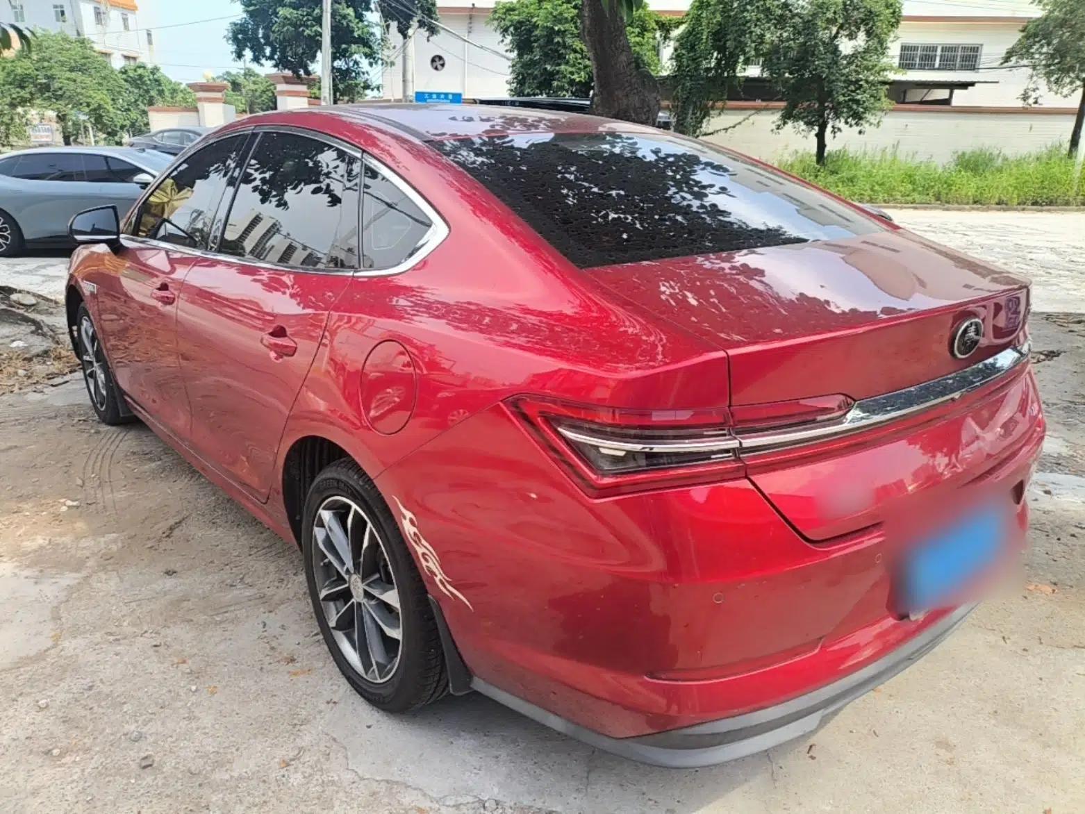 BYD Qin Pro 2018 1.5TI Automatic Smart Connect Luxury Edition — миниатюра 4