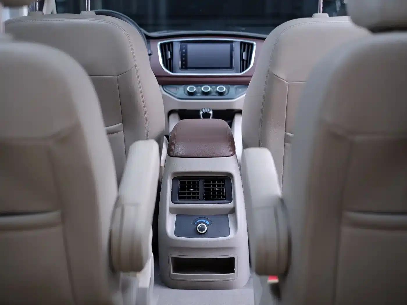 Lingzhi 2017 M5 1.6L Luxury Edition — миниатюра 24