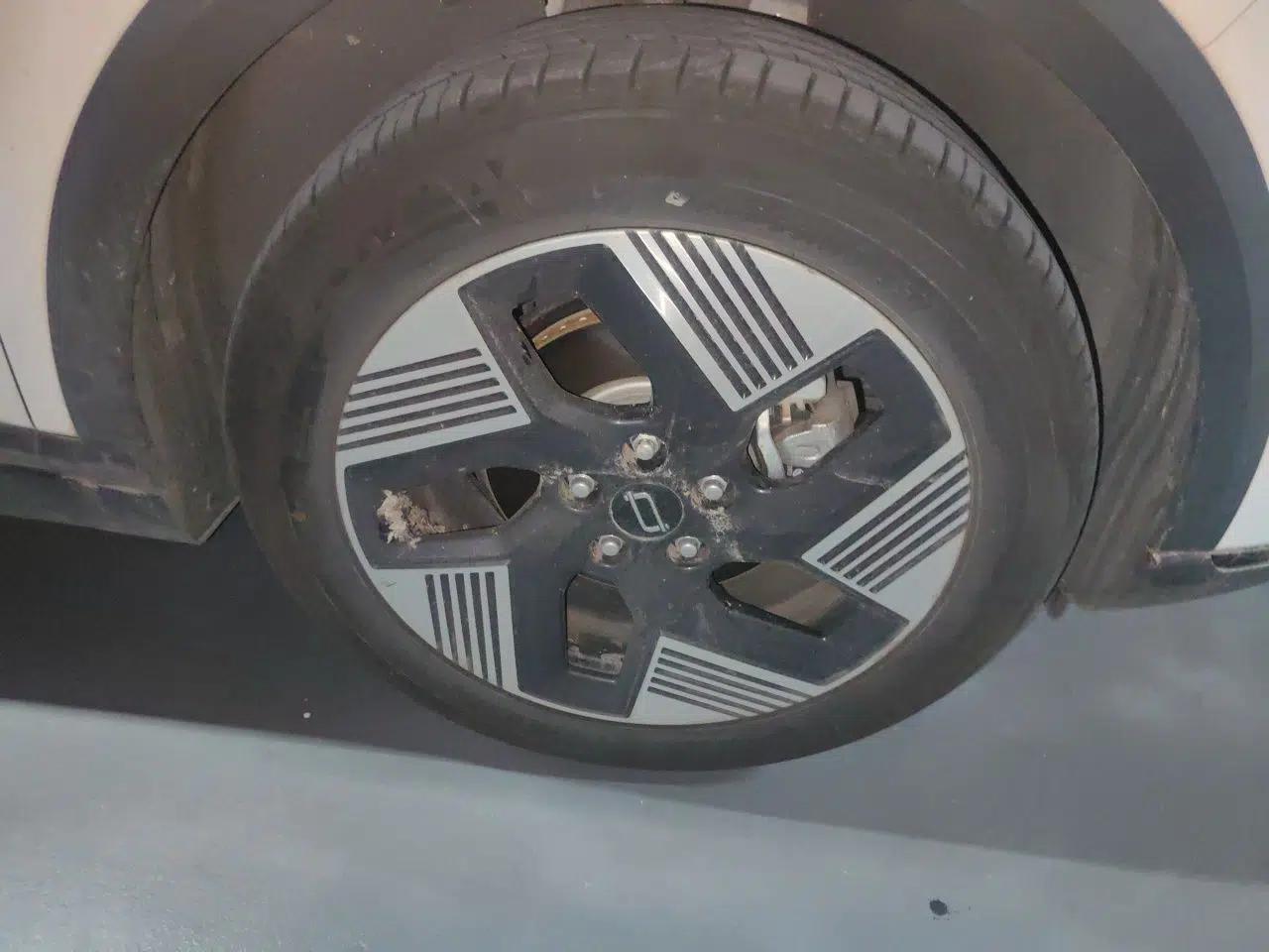 Bestune Yueyi 03 2025 565km Premium Edition — миниатюра 8