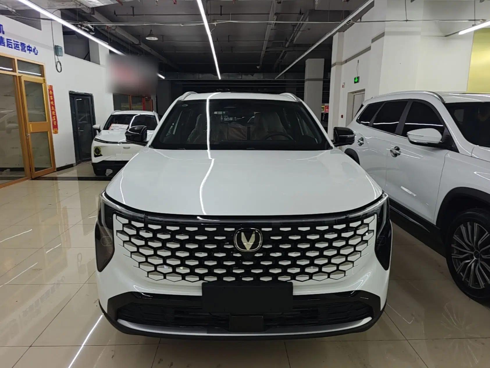 CHANGAN CS55PLUS 2026 Model Fourth-Generation New Blue Whale 1.5T Leading Model — миниатюра 2