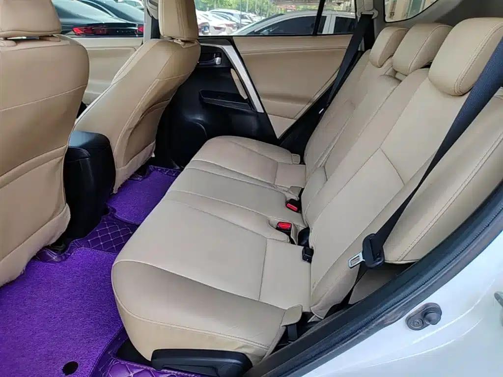 2013 RAV4 2.0L CVT 4WD Elite Edition — миниатюра 17