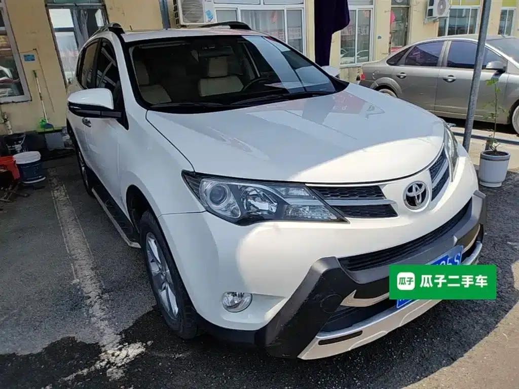 2013 RAV4 2.0L CVT 4WD Elite Edition — миниатюра 4