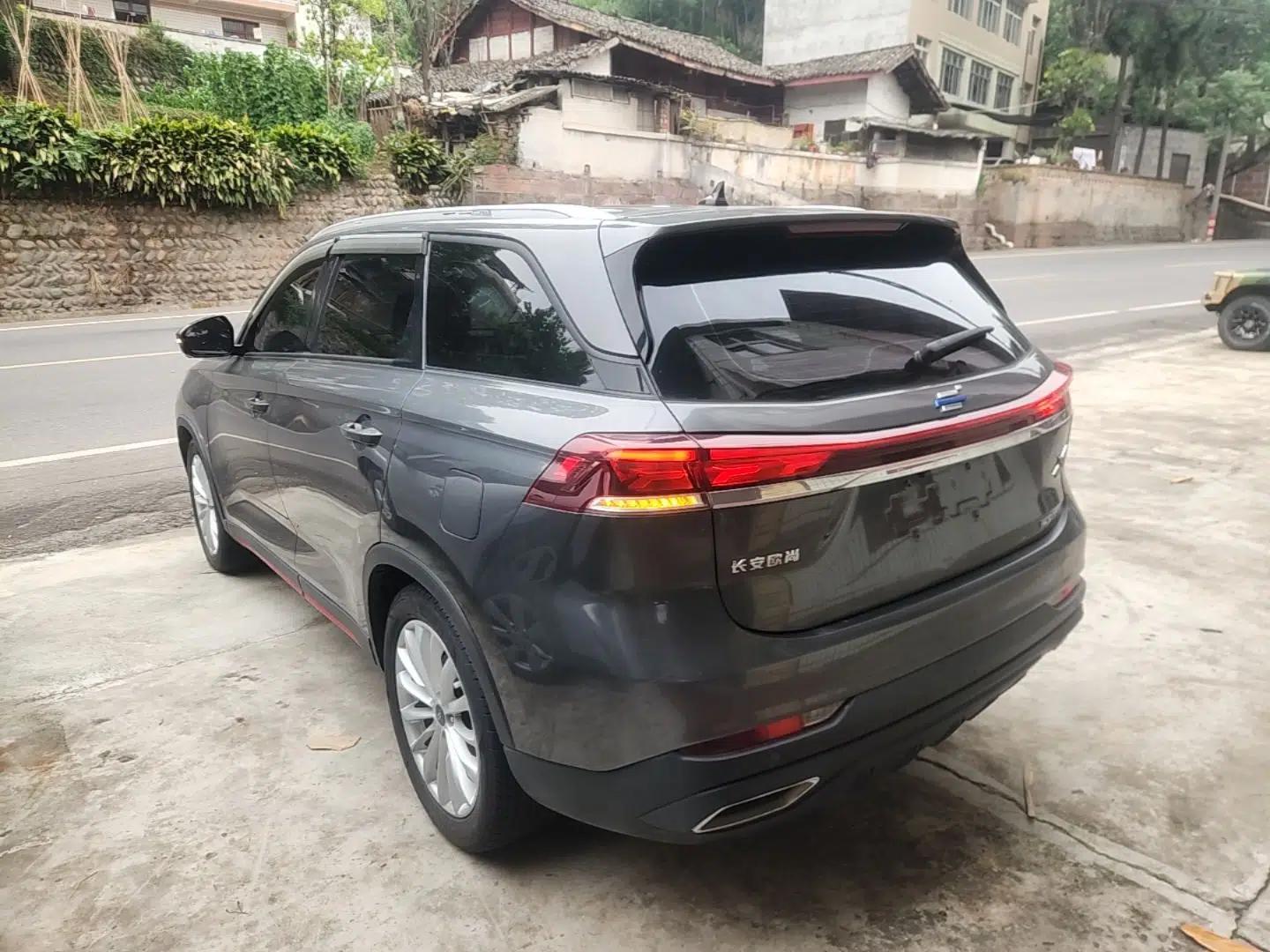 CHANGAN OSHAN X7 PLUS 2022 1.5T Blue Whale Edition Automatic Prestige 7-Seater — миниатюра 4