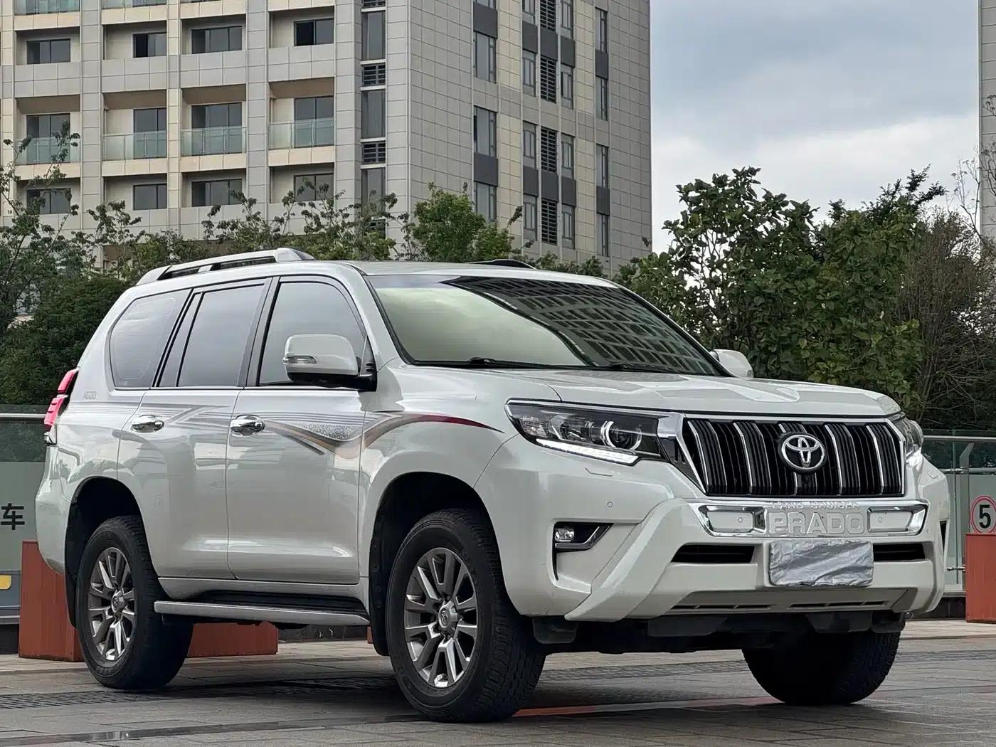 2019 Prado 3.5L Automatic TX-L Premium Edition with Rear-mounted Spare Tire — миниатюра 3