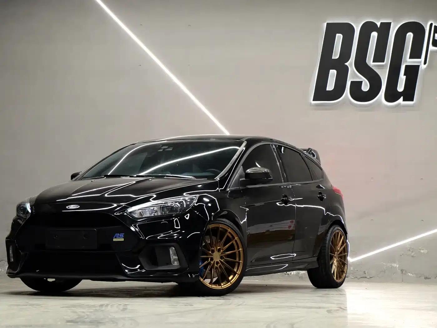 2016 Ford Focus 2.3T RS Track Edition (Imported) — миниатюра 1