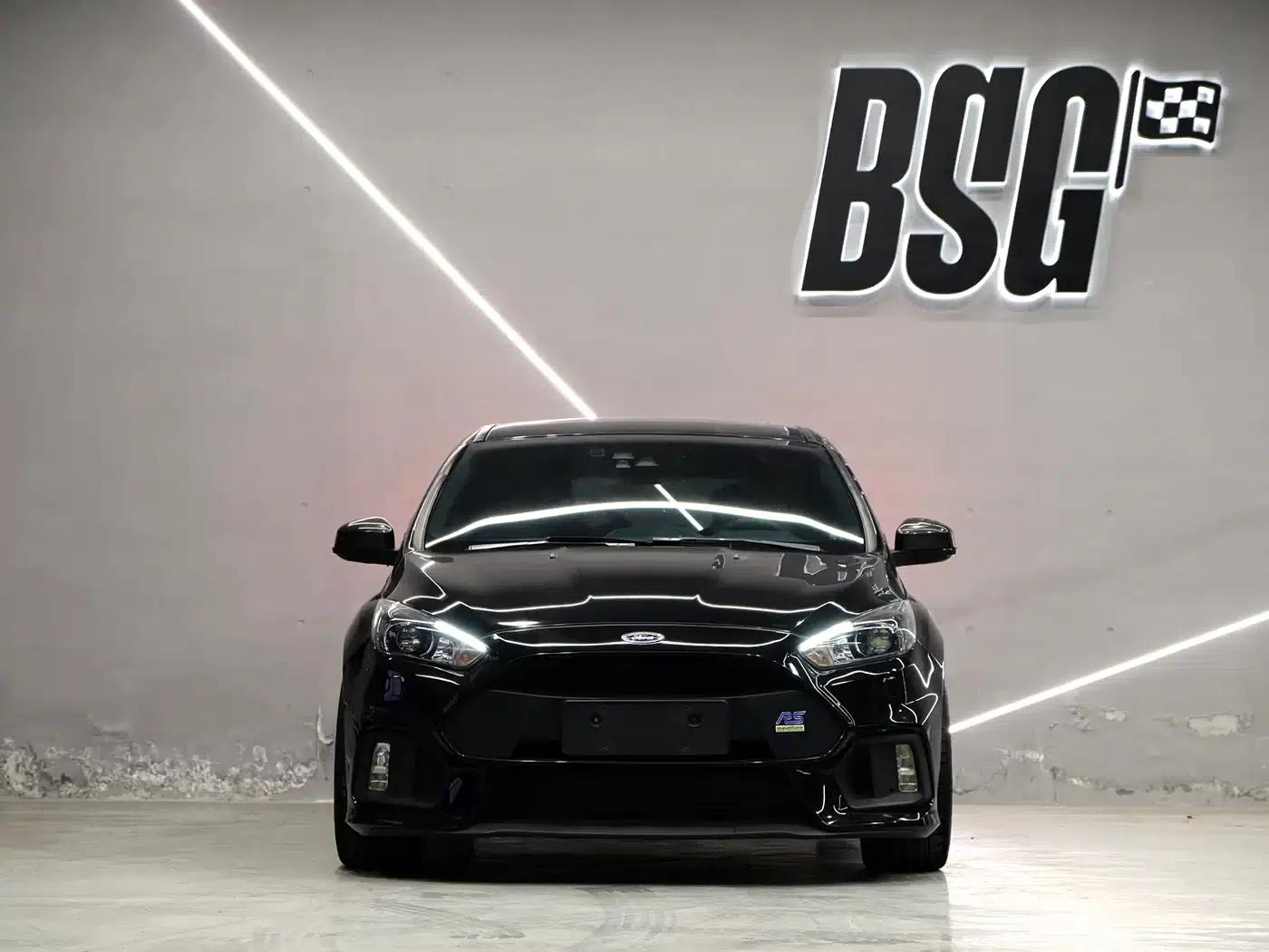2016 Ford Focus 2.3T RS Track Edition (Imported) — миниатюра 2