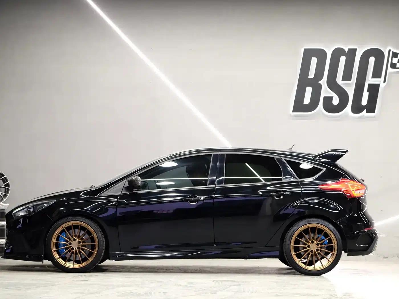 2016 Ford Focus 2.3T RS Track Edition (Imported) — миниатюра 3