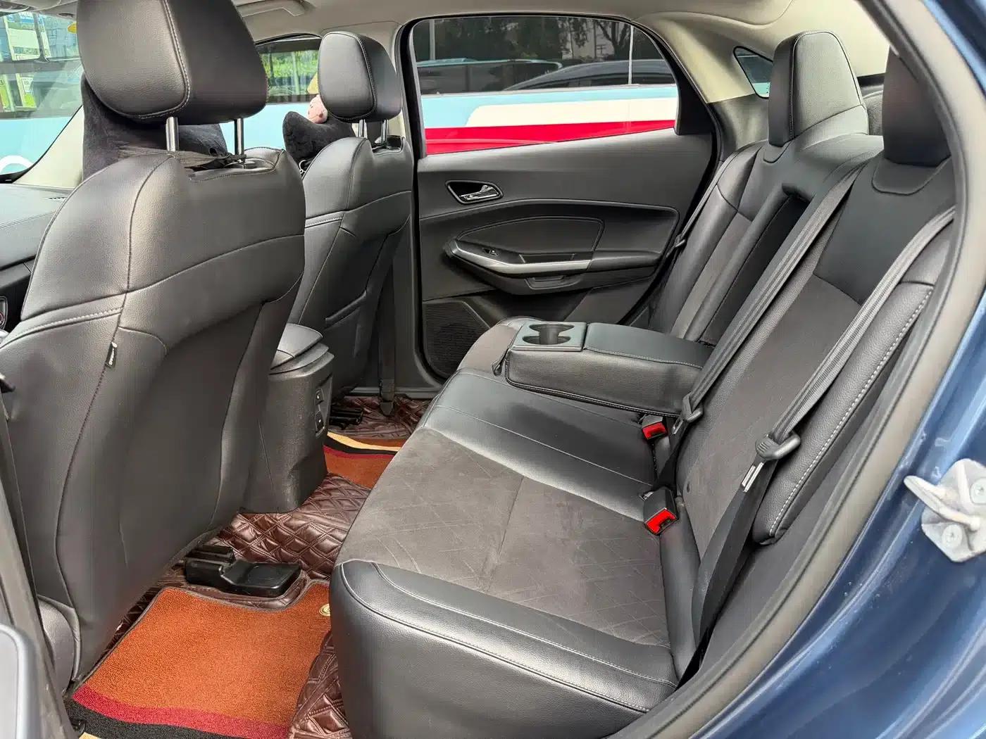 Ford Focus 2019 1.5L Automatic Enjoyment Edition — миниатюра 9
