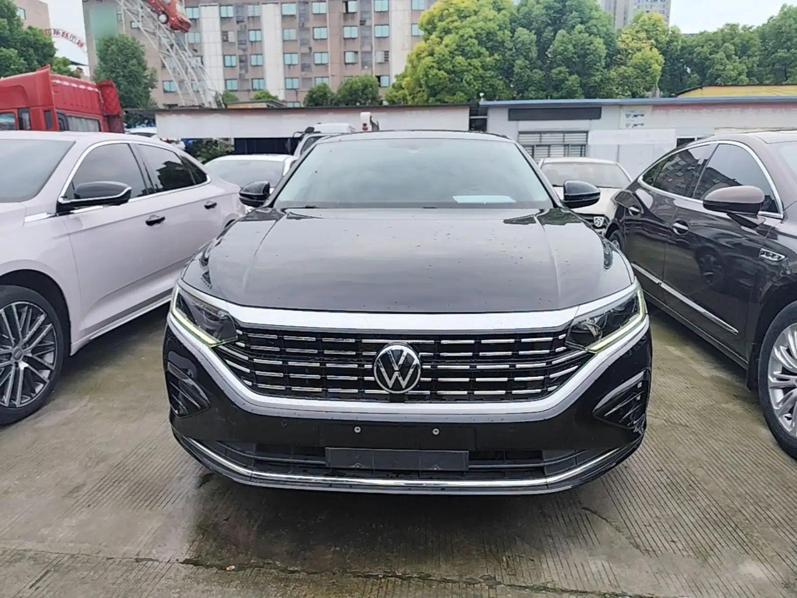 Volkswagen Passat 2022 330TSI Elite Edition Custom Version — миниатюра 2