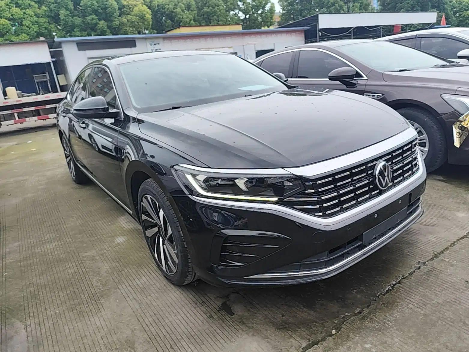 Volkswagen Passat 2022 330TSI Elite Edition Custom Version — миниатюра 3
