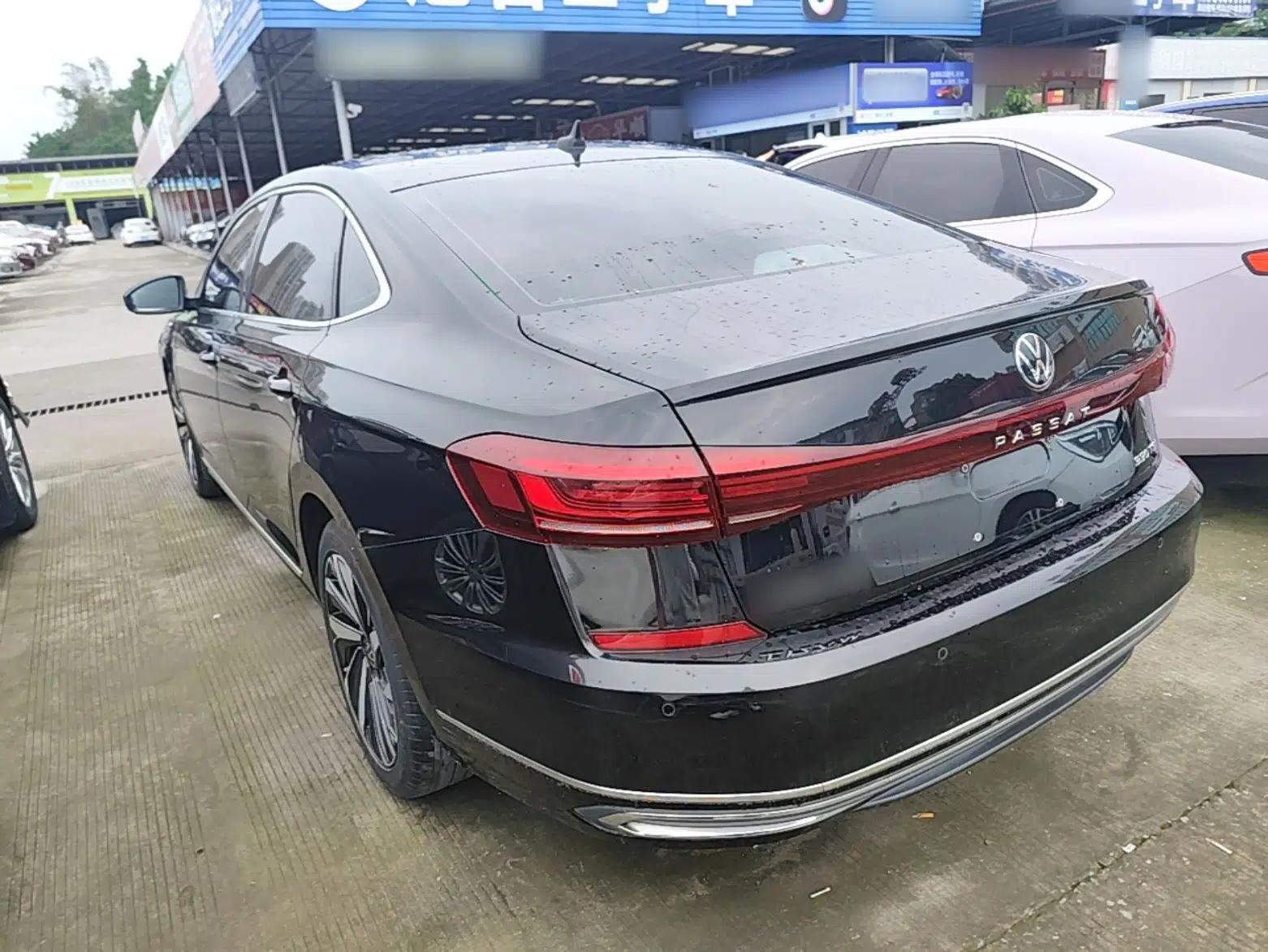 Volkswagen Passat 2022 330TSI Elite Edition Custom Version — миниатюра 4