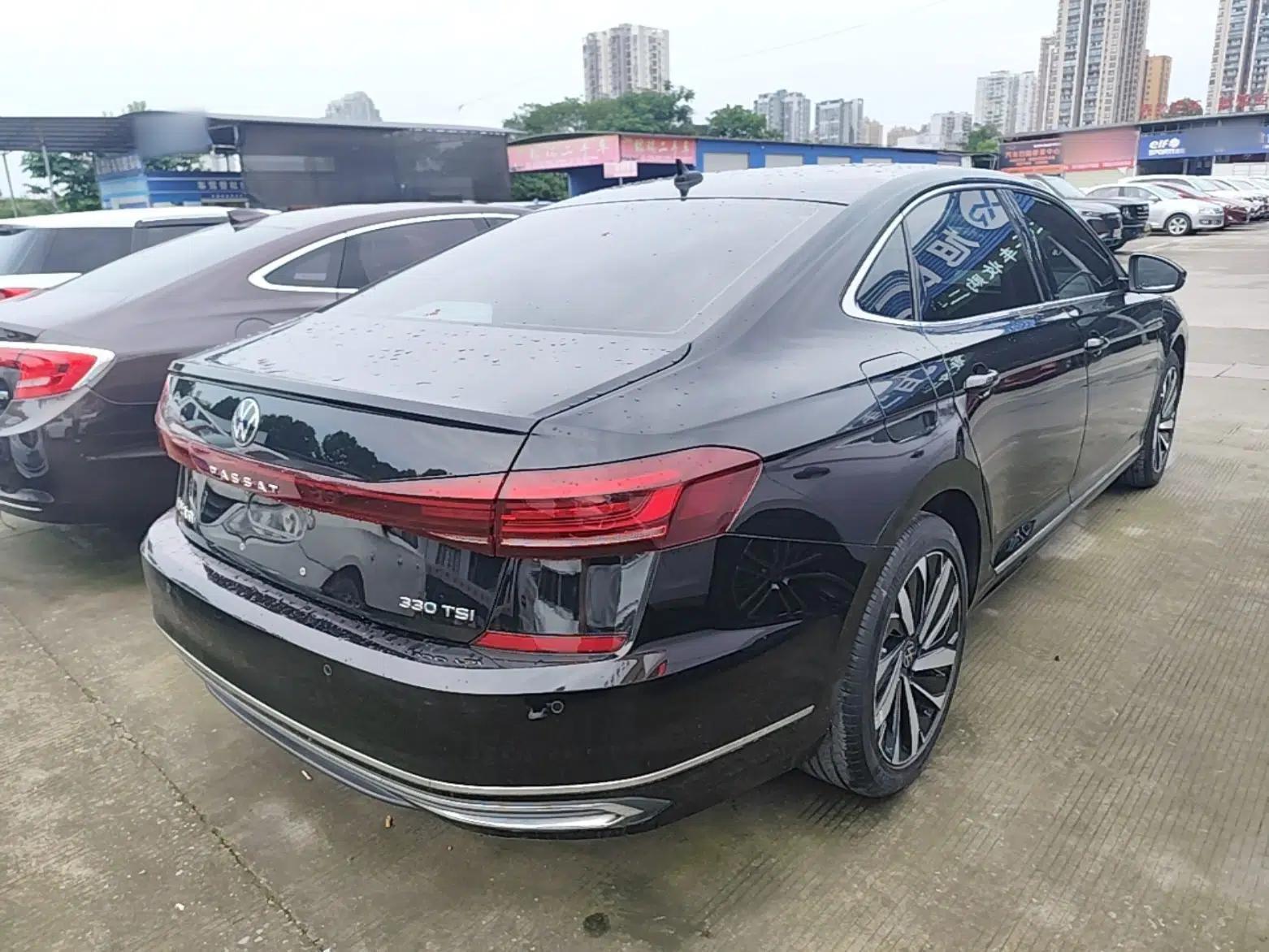 Volkswagen Passat 2022 330TSI Elite Edition Custom Version — миниатюра 6