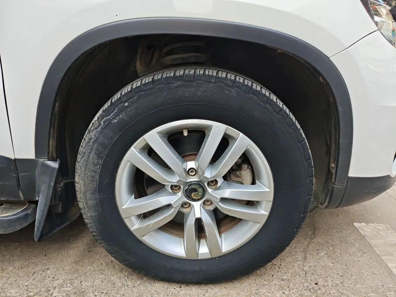 Volkswagen Tiguan 2013 1.8TSI Automatic Two-Wheel Drive Trend Edition — миниатюра 8