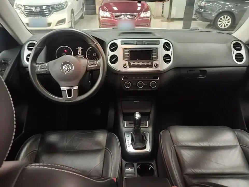Volkswagen Tiguan 2016 280TSI Automatic Two-Wheel Drive Silk Road Comfort Edition — миниатюра 12