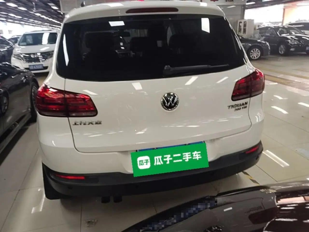 Volkswagen Tiguan 2016 280TSI Automatic Two-Wheel Drive Silk Road Comfort Edition — миниатюра 5