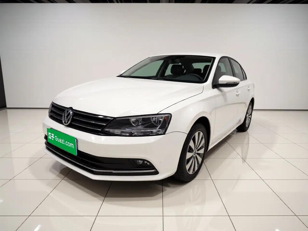 Volkswagen Sagitar 2017 230TSI Automatic Comfort Version — миниатюра 1