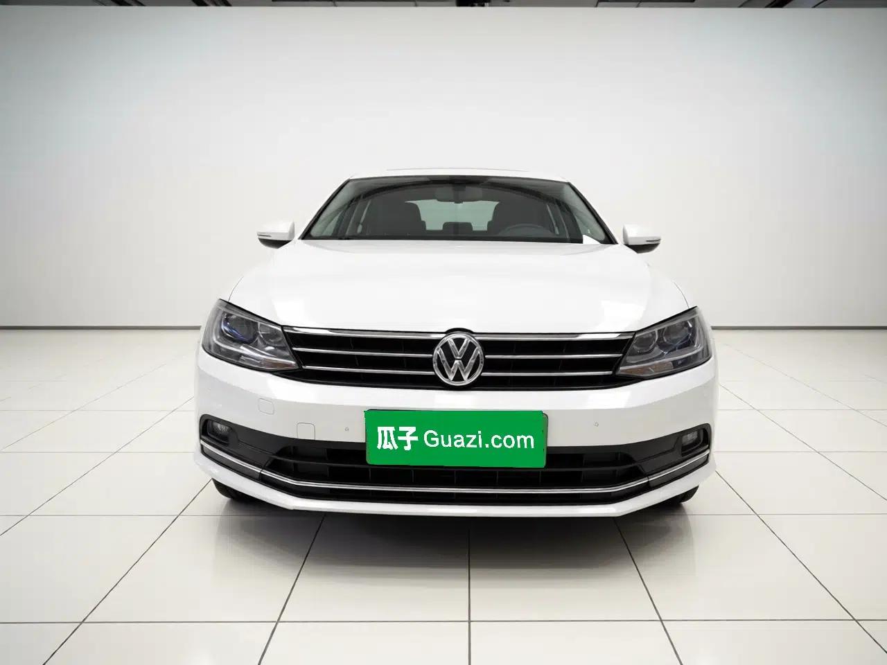 Volkswagen Sagitar 2017 230TSI Automatic Comfort Version — миниатюра 2