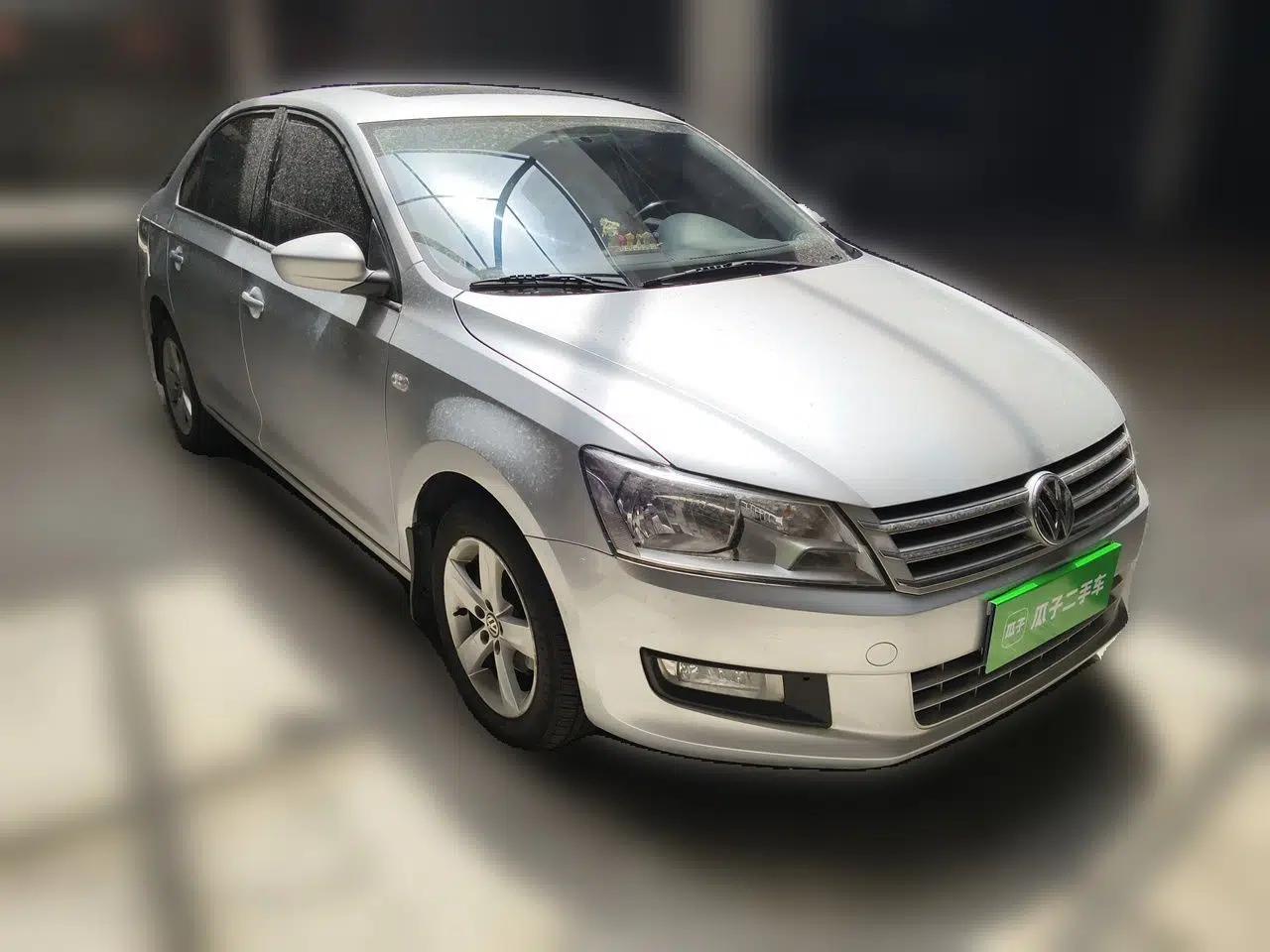 Volkswagen Santana 2013 1.6L Automatic Comfort Edition — миниатюра 3