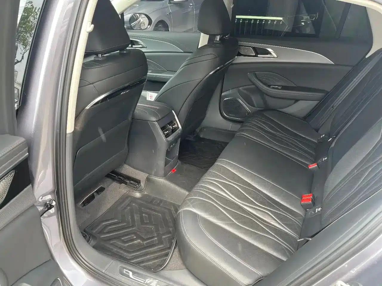 Hongqi H5 2023 2.0T Automatic Intelligent Flagship Edition — миниатюра 4