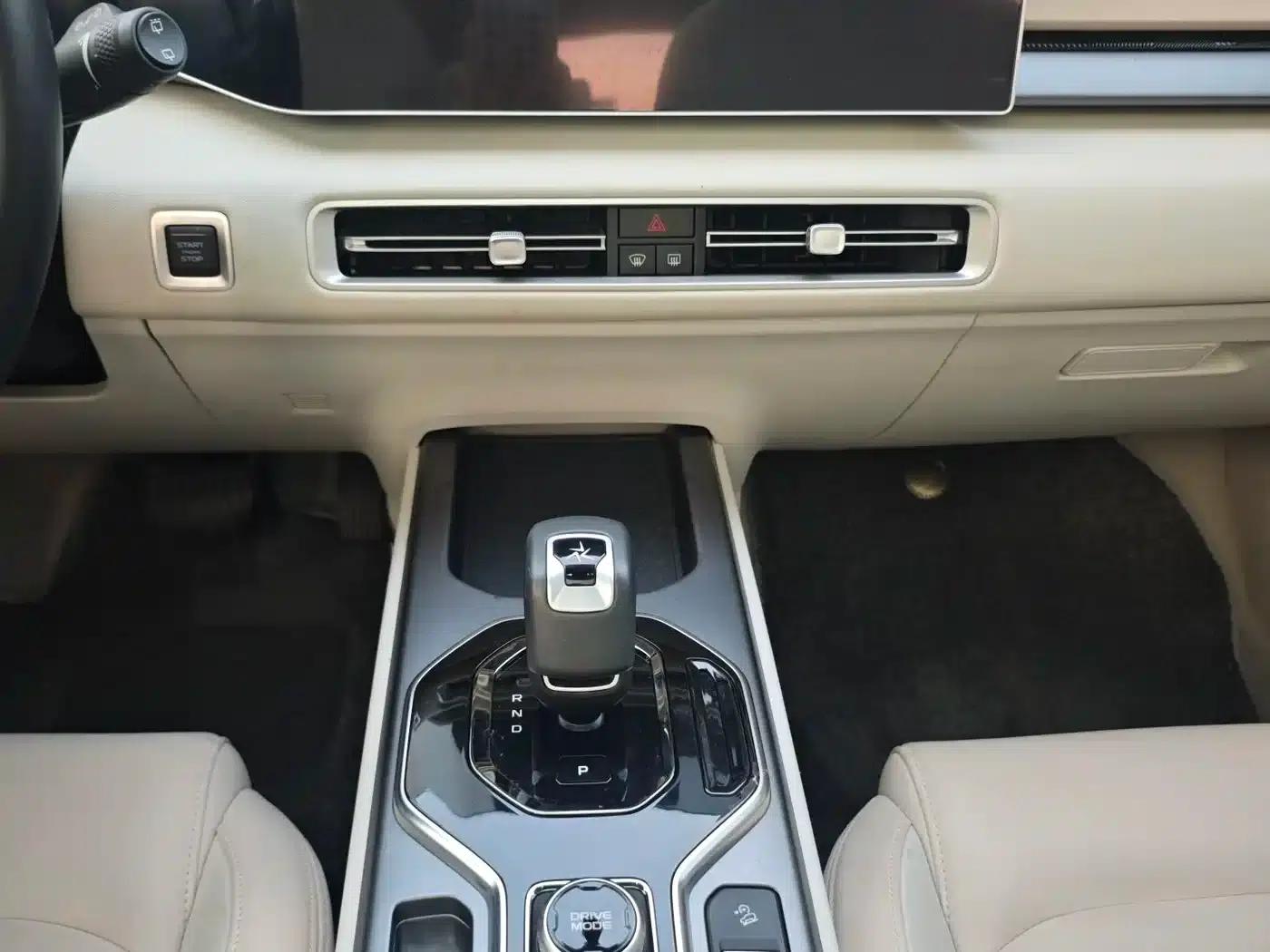 Geely ICON 2022 1.5TD Blue Kite Limited Edition — миниатюра 7