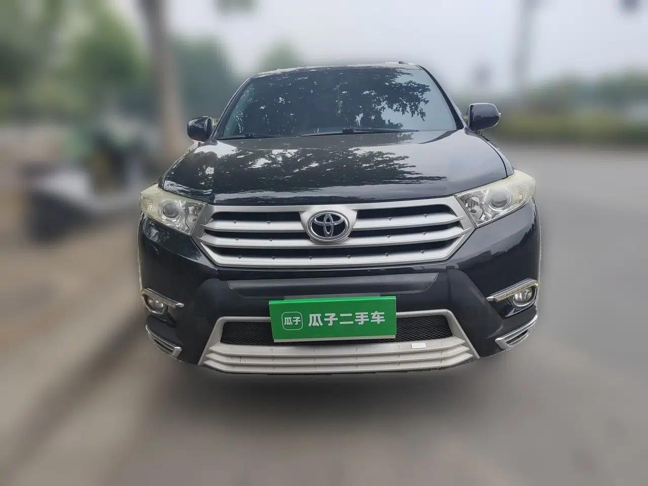 Toyota Highlander 2012 2.7L 2WD 5-Seater Elite Edition — миниатюра 2