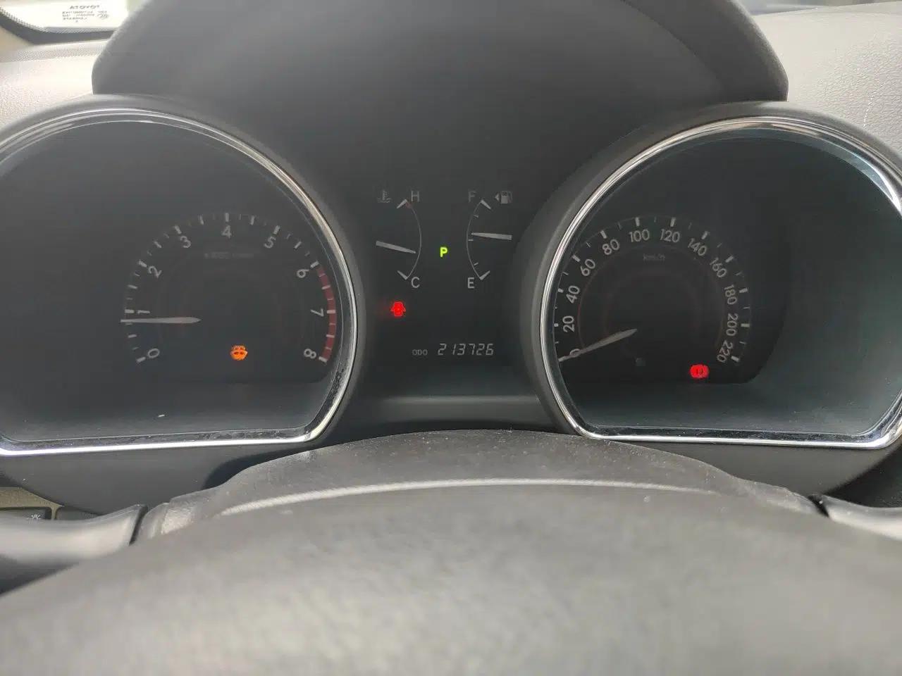 Toyota Highlander 2012 2.7L 2WD 5-Seater Elite Edition — миниатюра 11