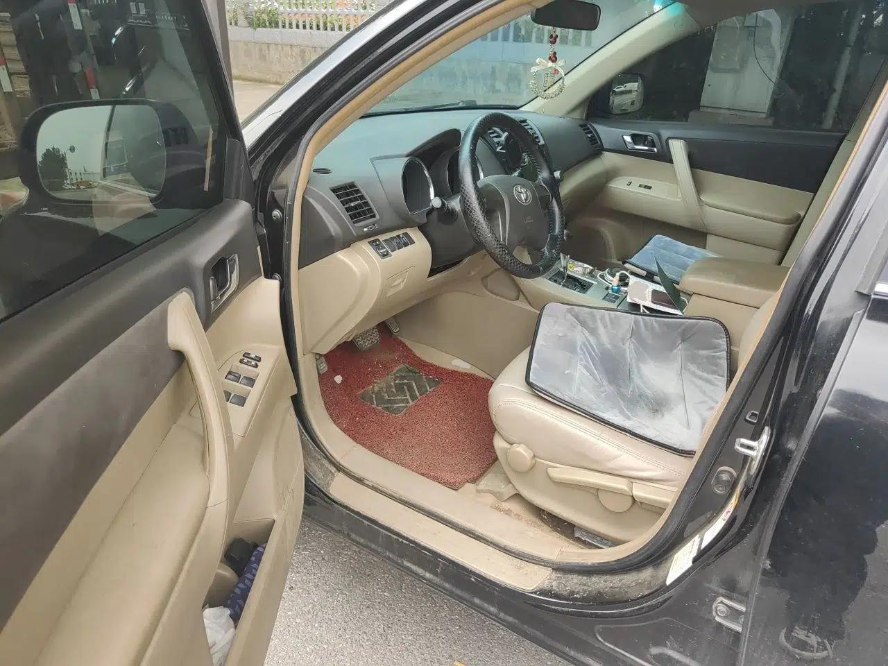 Toyota Highlander 2012 2.7L 2WD 5-Seater Elite Edition — миниатюра 16