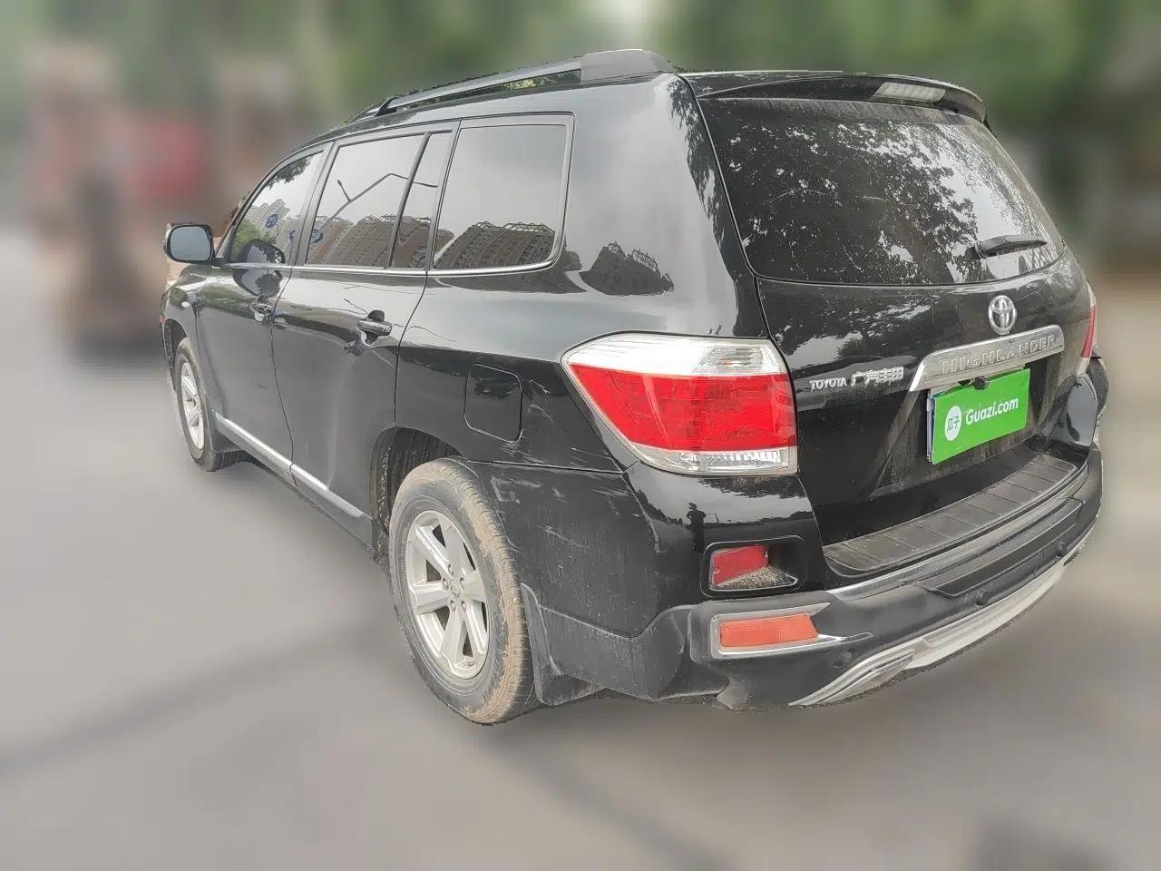 Toyota Highlander 2012 2.7L 2WD 5-Seater Elite Edition — миниатюра 4