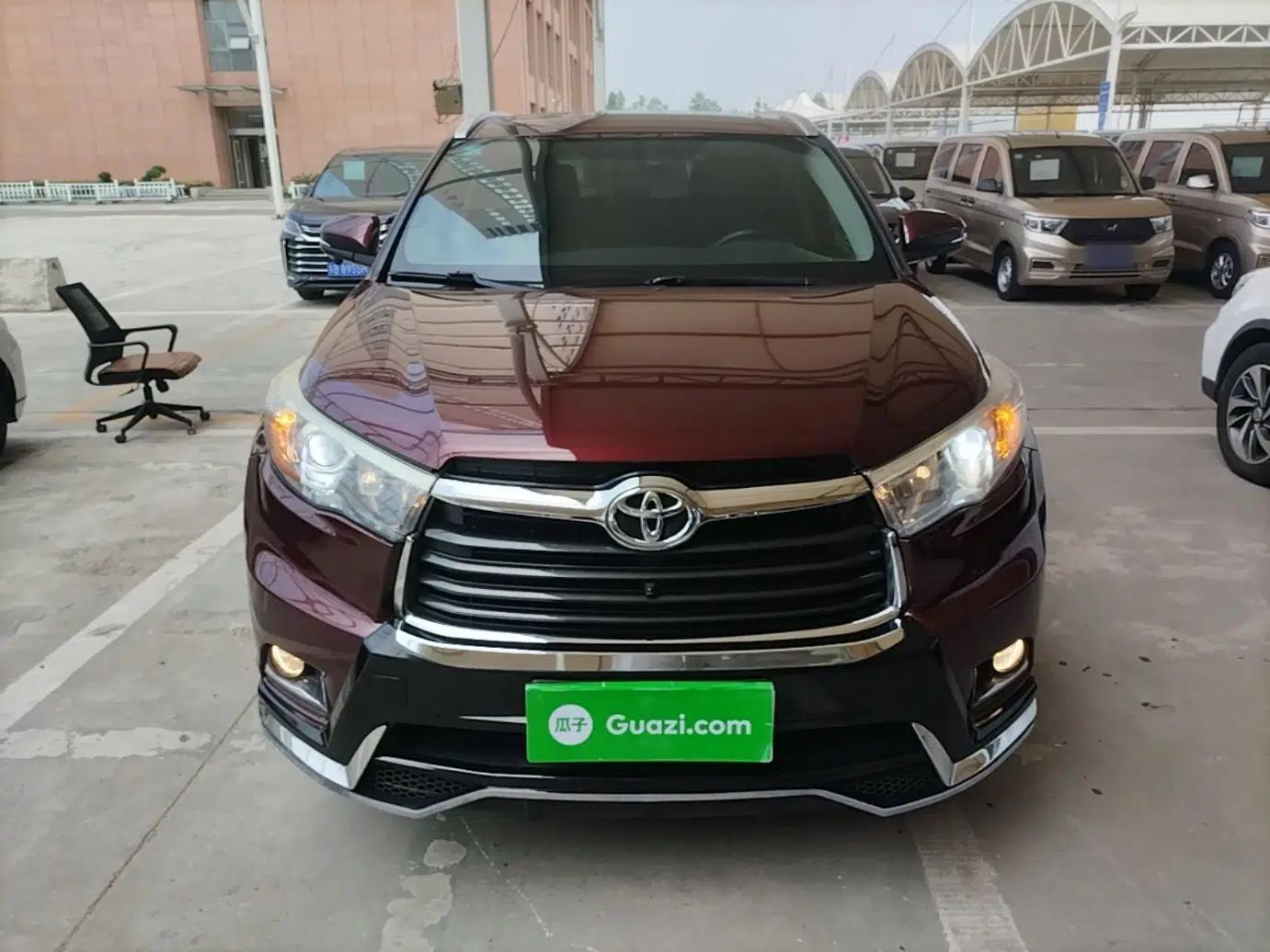 Toyota Highlander 2015 2.0T Four-Wheel Drive Luxury Edition 7-Seater — миниатюра 2
